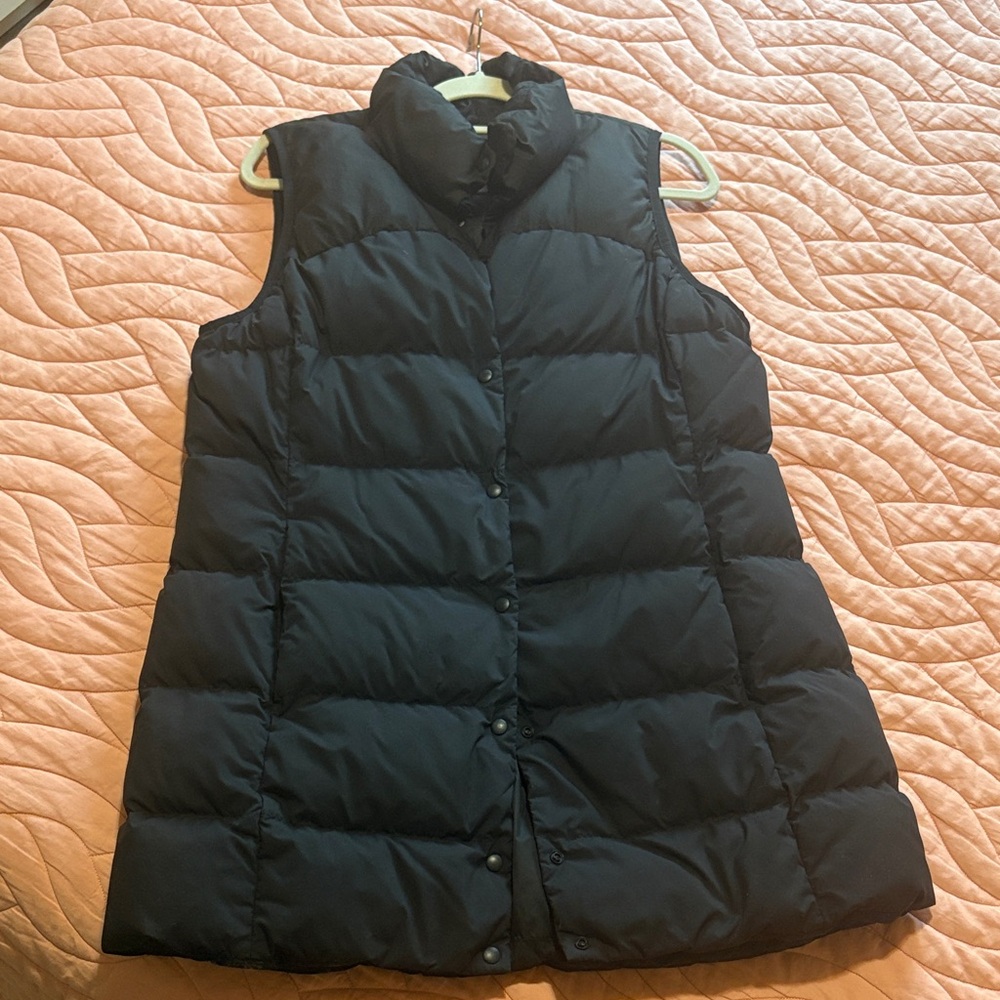 lululemon athletica Black Puffer Vest
